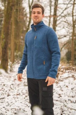 Strickfleecejacke Nucku In Marine -Limango Verkäufe os trachten strickfleecejacke nucku in marine 2